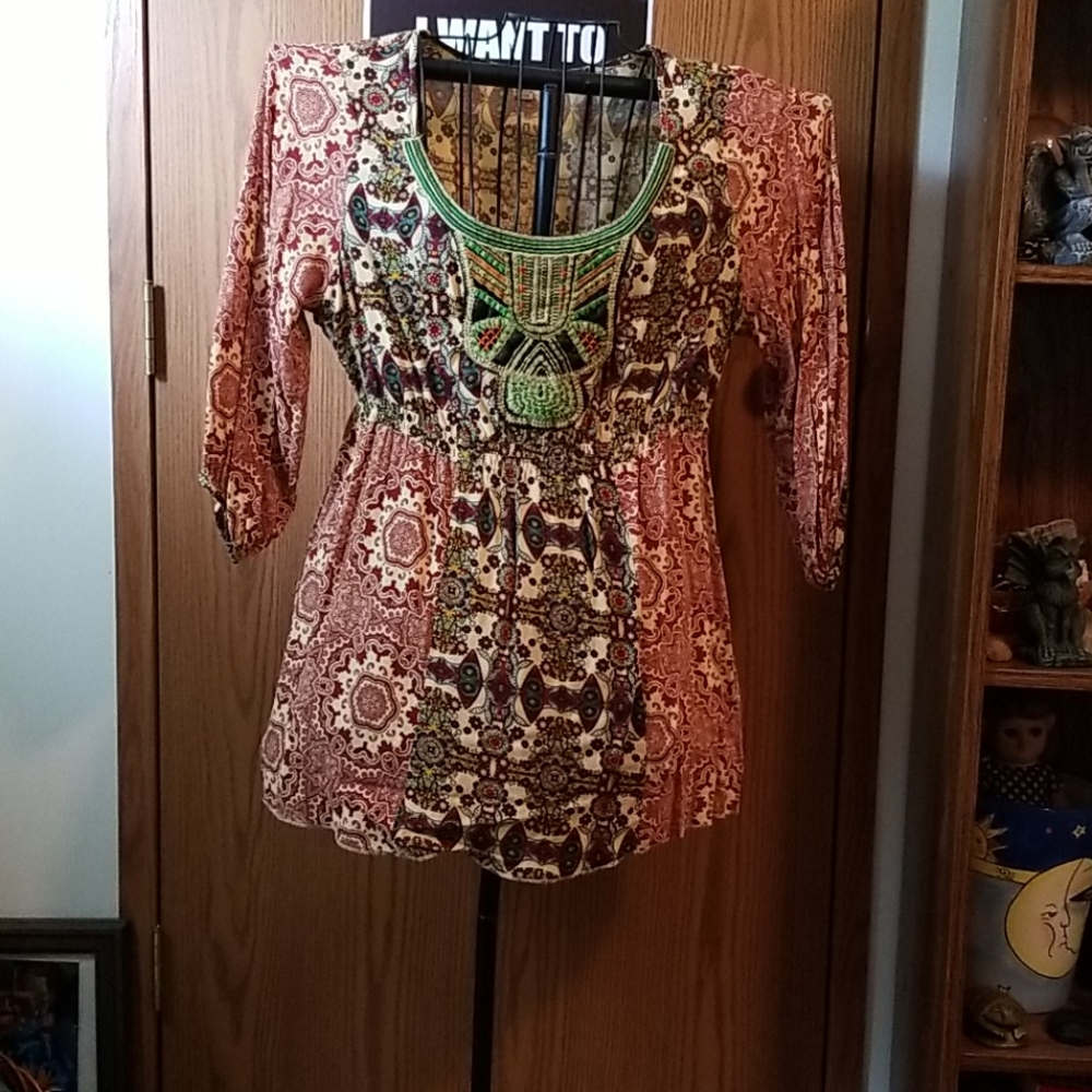 One World Retro Top